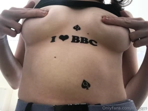 I wore this outside hehe swipe for boobs part 1