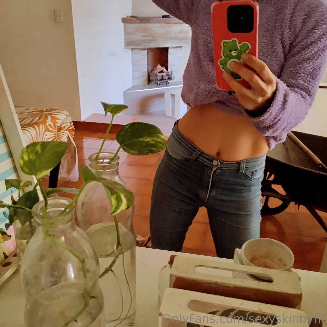 Firm waist and strong legs do you think i m sexy 