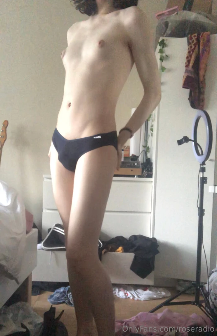 Early morning nude selfie 3 