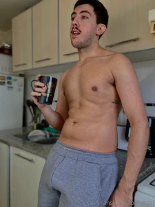 Should i wait for you so we can have breakfast together more on