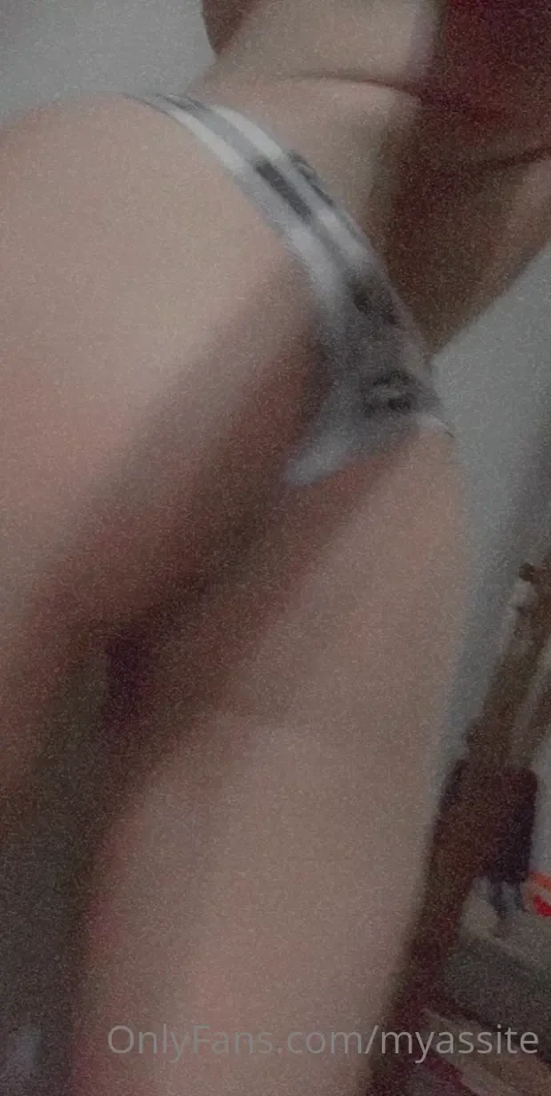 Changed my hair color gonna reveal it tomorrow can you guess what 