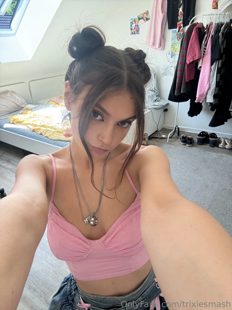 I m feeling a little flirty today what kind of vibe would you like to part 1 