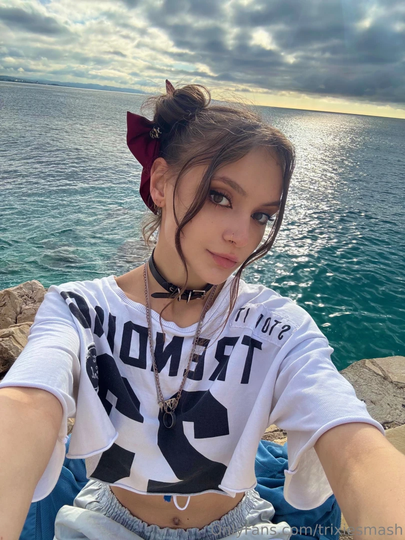 Everyone has their own secret fantasy i wonder if you dare to tell me 