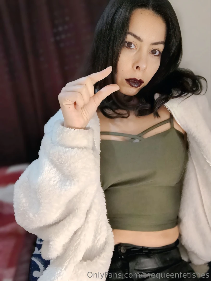 I m going to upload a picture of you with your thing next to my 