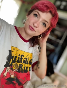 Get undressed with me after a very long day part 1