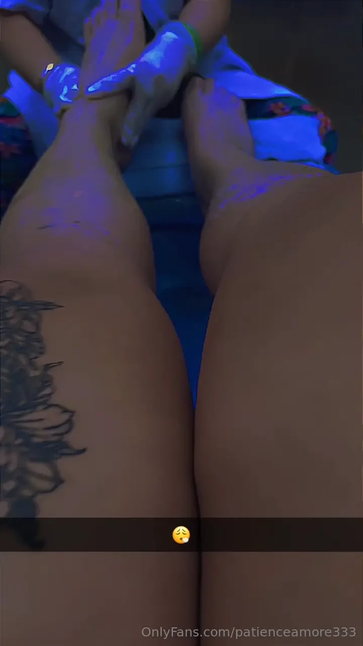 Who s paying to see my new set 