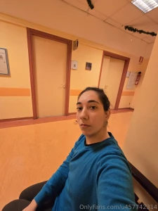 Ancora ad aspettare per la visita uff da 10 15 sono 38 passa se ero io