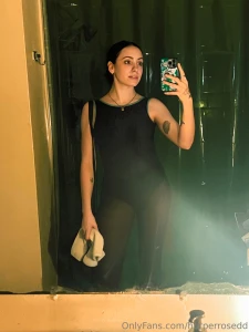 It s giving black swan part 1