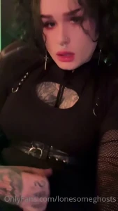 Groupie slut