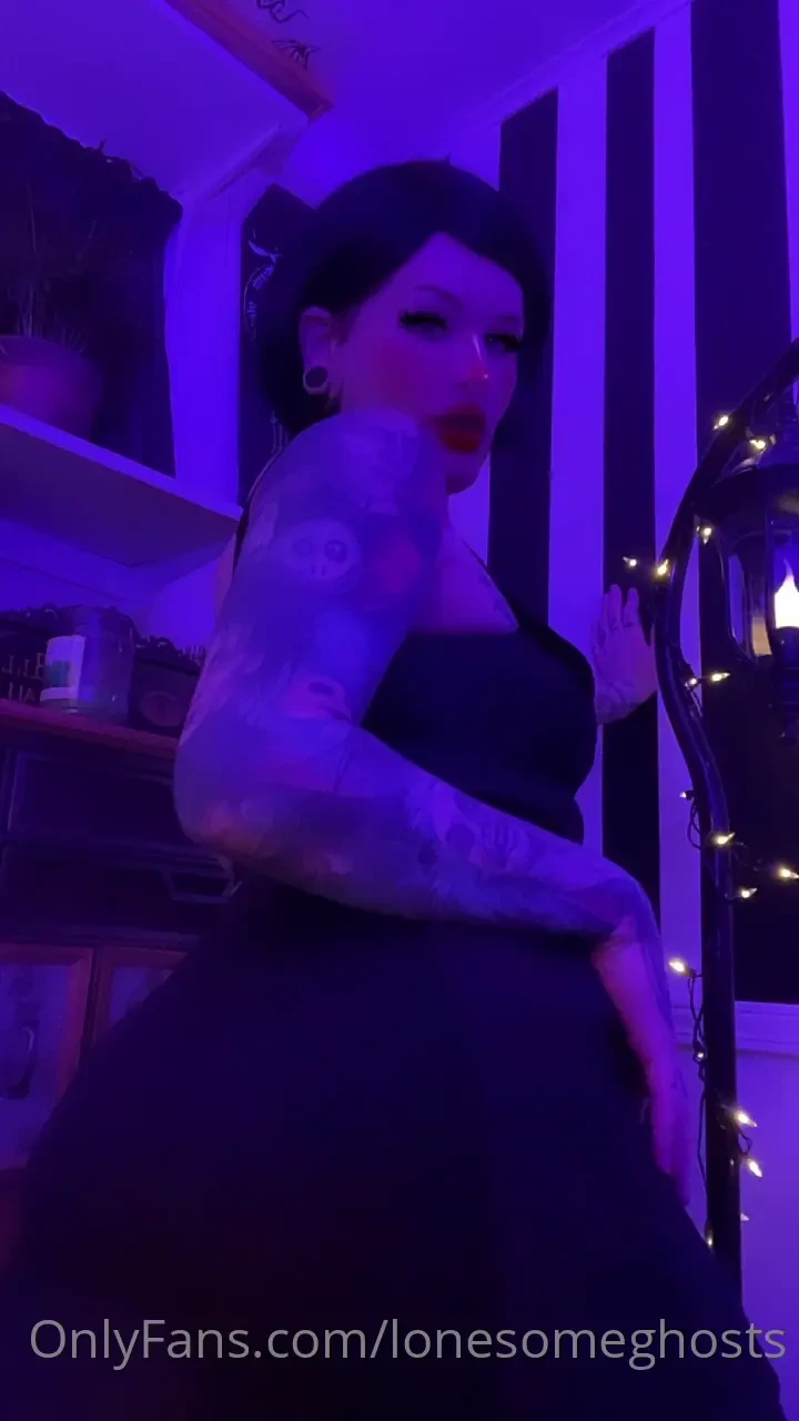 I sat in your dad s lap one time and now i m your new step mommy 