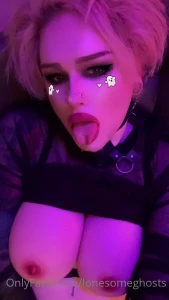 Typical goon slut