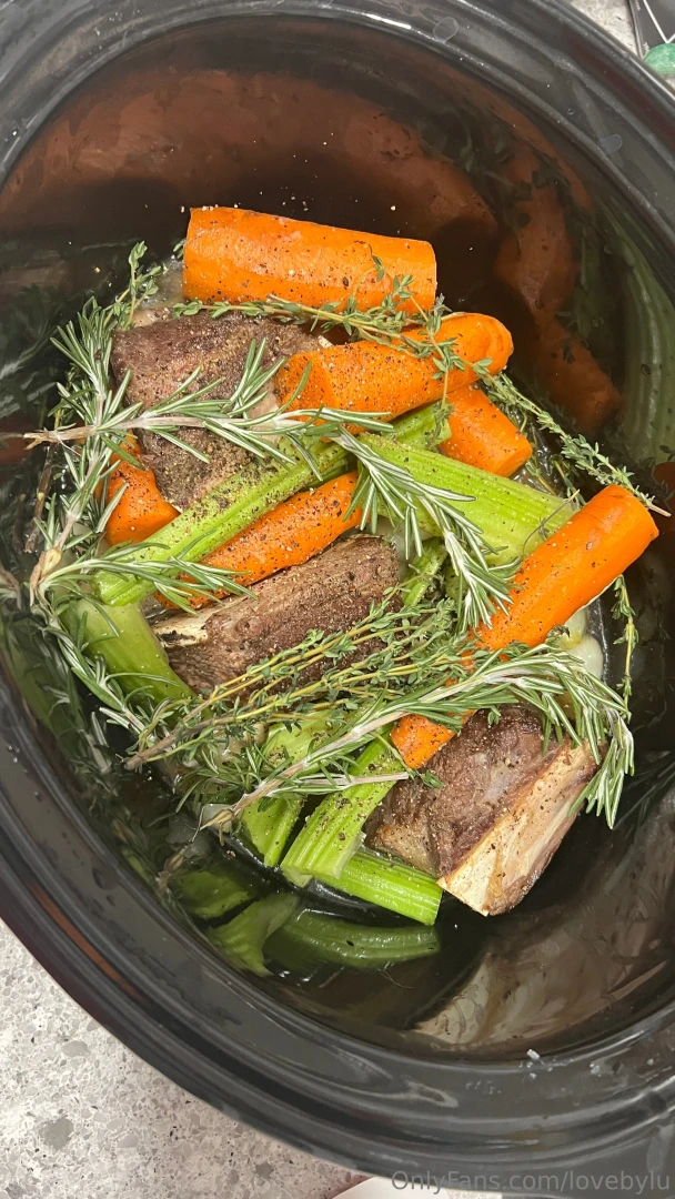 Cooking and dancing party happy friday babe your favourite wifey x 