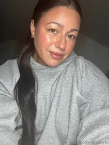 Happy new year cuties hope you spent it with your loved ones and