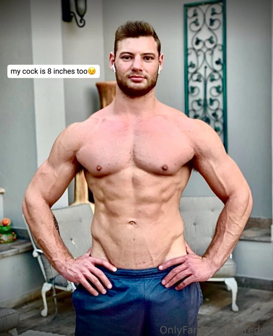 Shreds_j ------ 25 years old from south africa i do bodybuilding and i part 1 