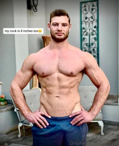 Shreds_j ------ 25 years old from south africa i do bodybuilding and i part 1