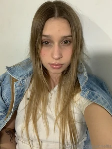 Feeling tired but i m all ears for a convo that ll turn my mood around