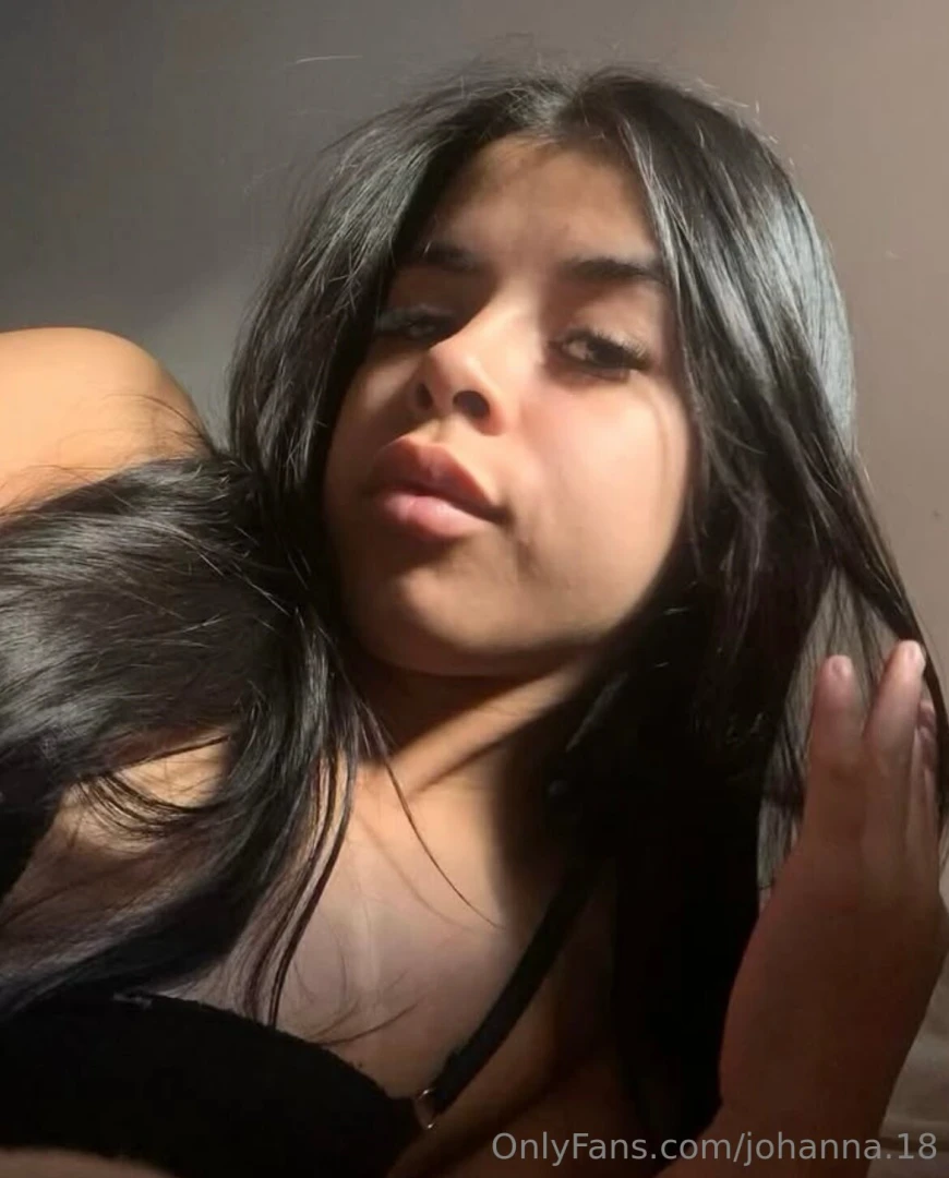 Wish sweet dreams to your goddess 