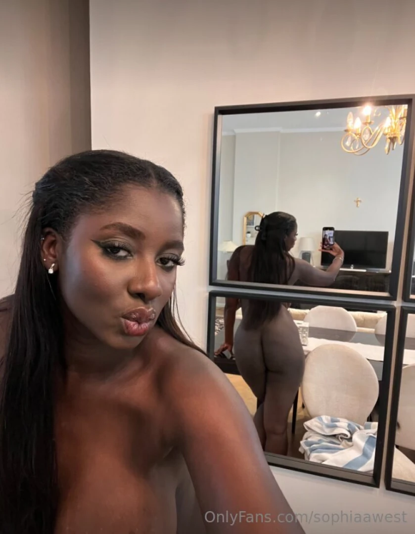 Actually i very rarely only take mirror pics but when i see an angle part 1 