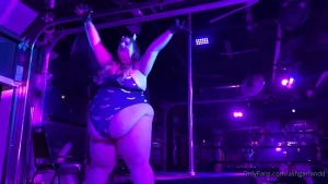 A couple of previews of my dances from bbw strip might in vegas on oct part 1