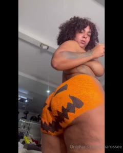 Happy halloween the entire full video will be in your dm