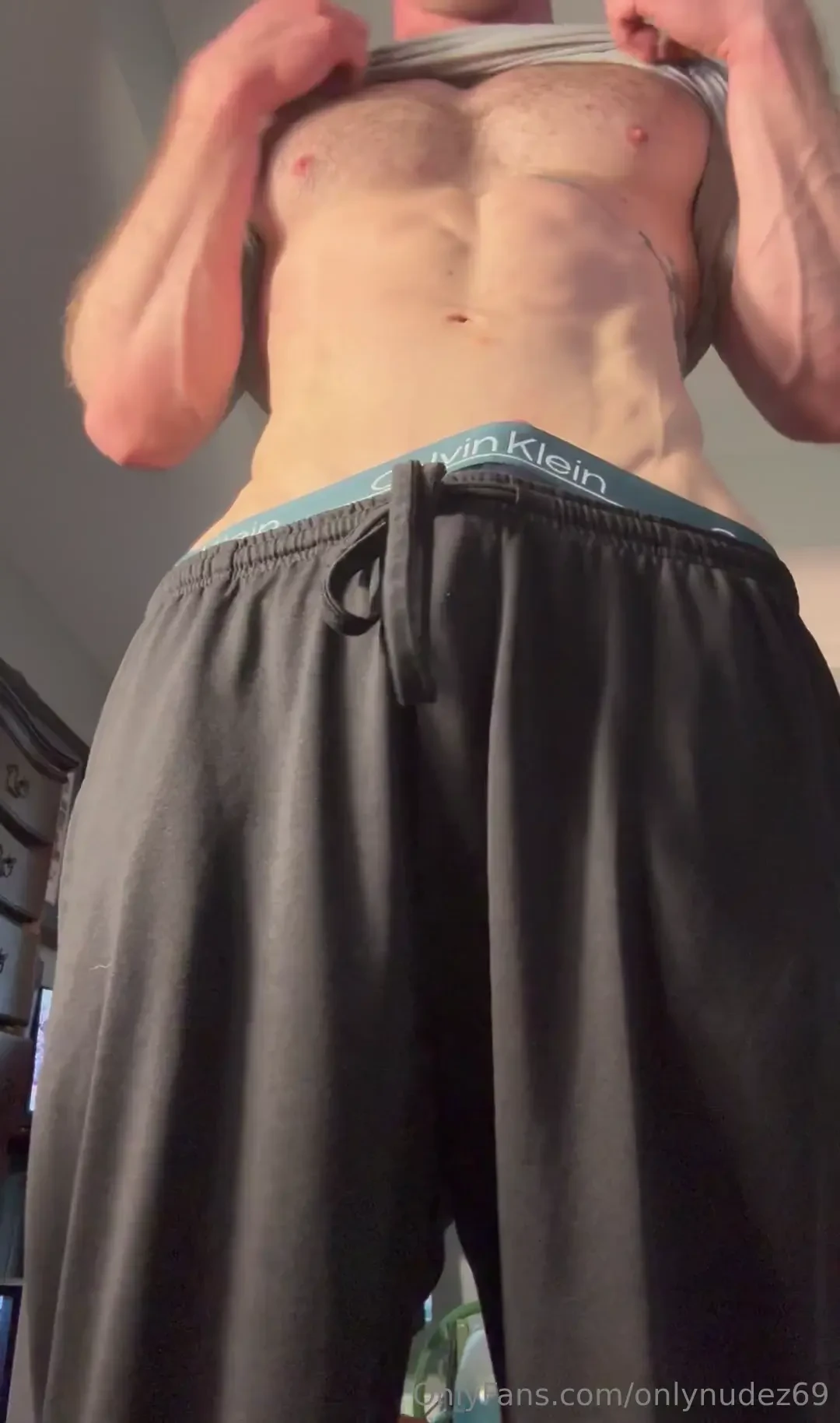 Benched 315 for reps this morning feeling big 