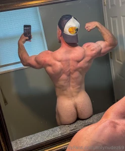 Fun being able to share my face with yall swipe till the end for dick