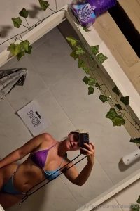 Is a tanned peach better than a pale one i think so