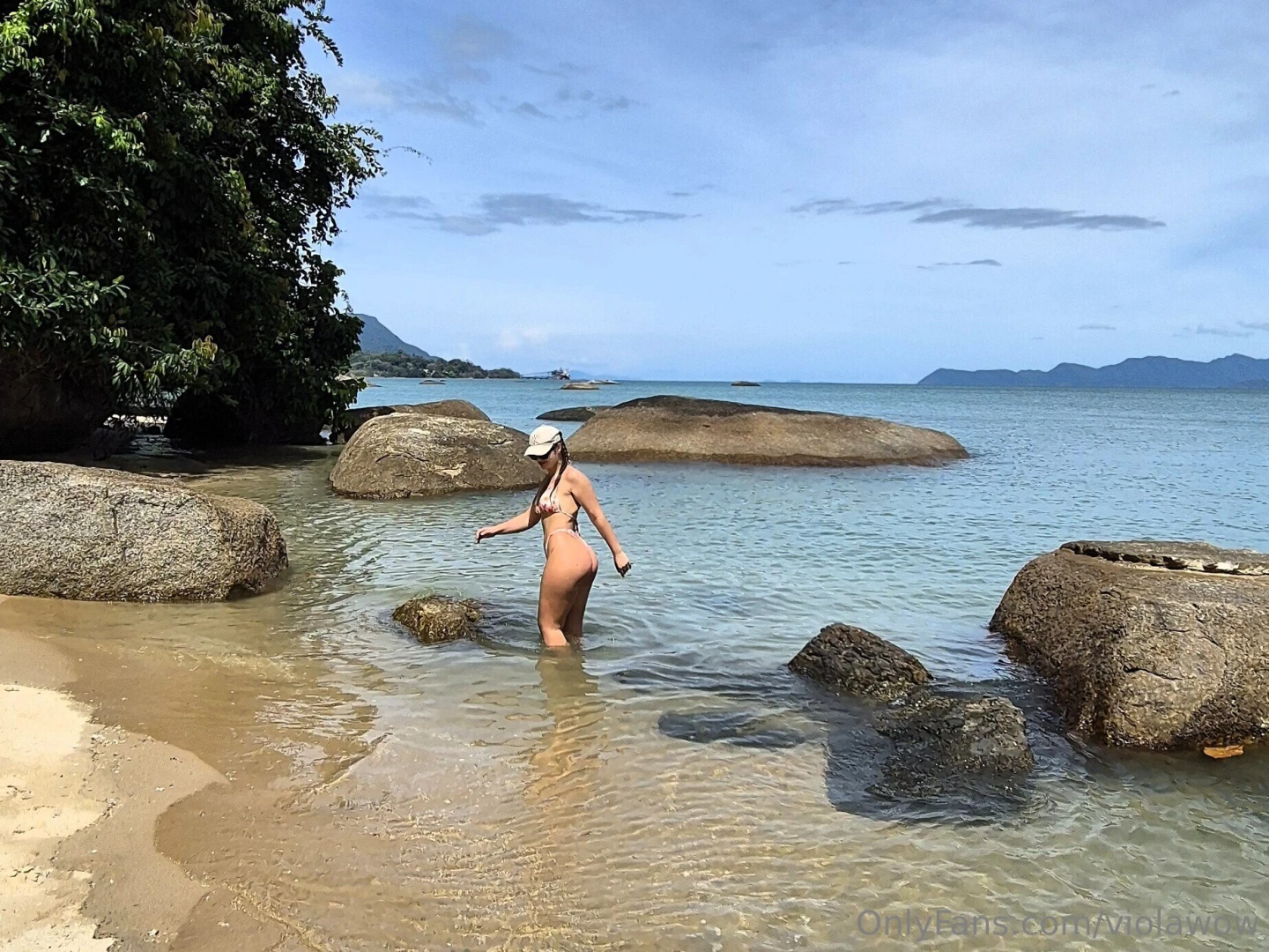 A little more swimwear and a sea sunset to my feed part 1 