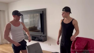 Con mi perrita pasiva le rompo la cola bien fuerte