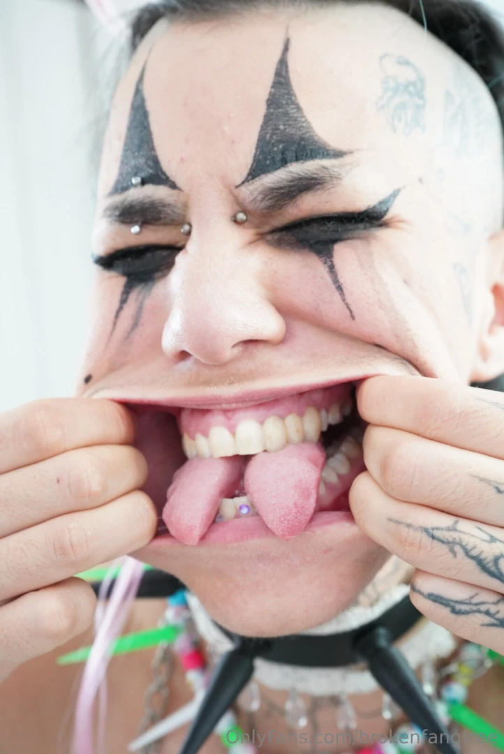 Did you know that my mouth is my favourite part of my body would you 