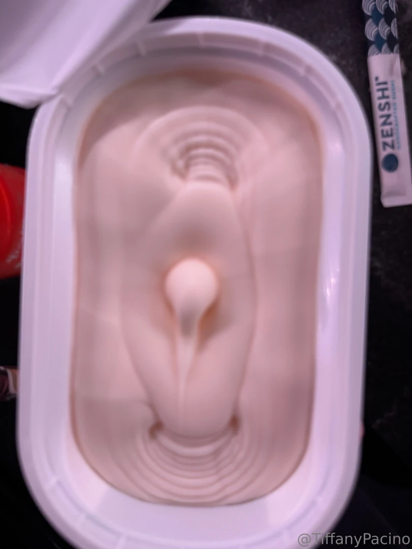 Is it just me or does butter look like vaginas 
