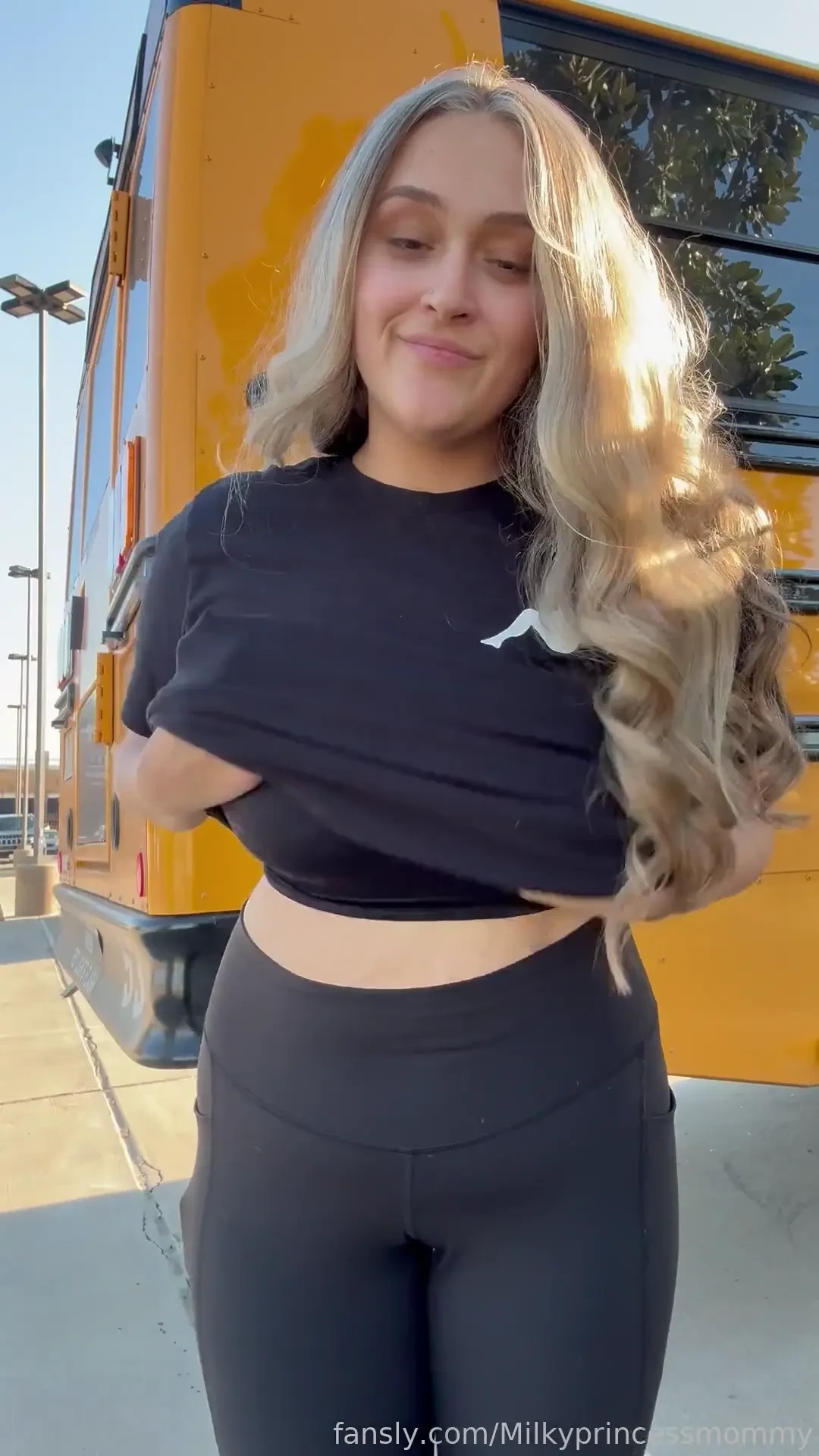 Hiding in the back of the parking lot to flash my boobs for you boobs 