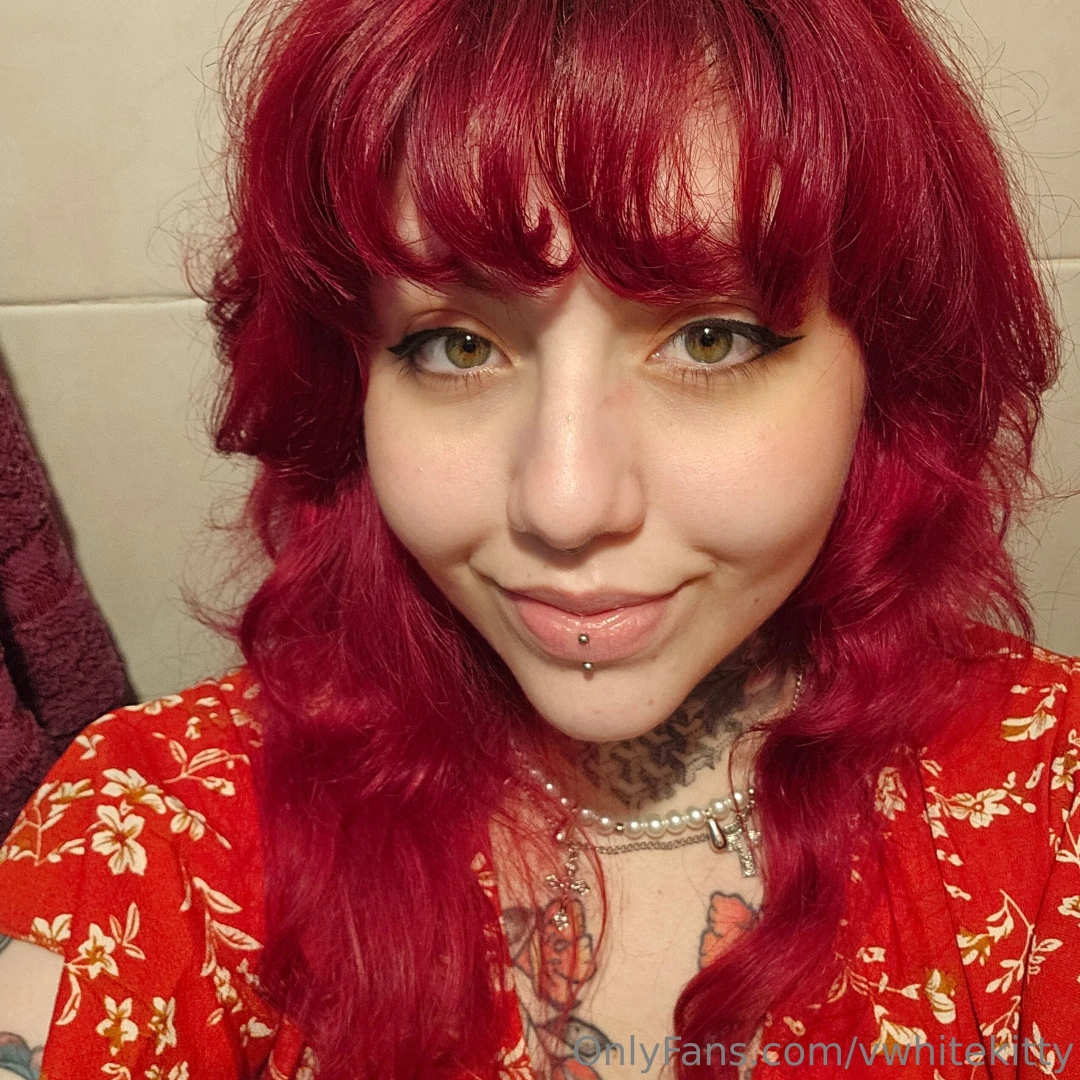 Happy new year this pics was at my parents house just for you im a 