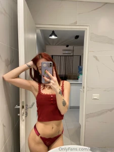 Quitandome la ropita hora mismo por si quieres ver part 5