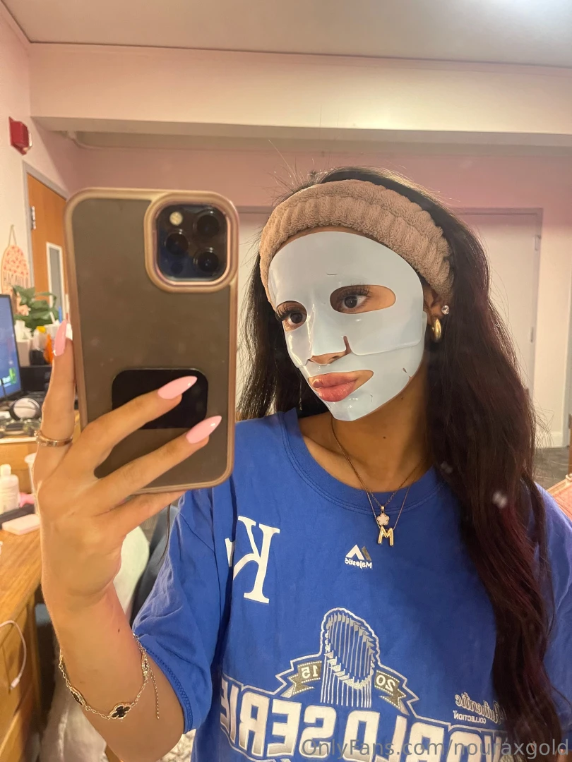 Mask on glow loading 