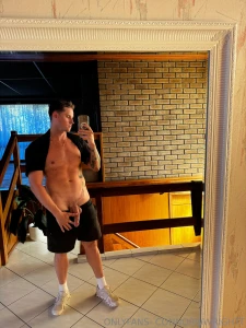 It s been such a full on week someone come suck a load out of me