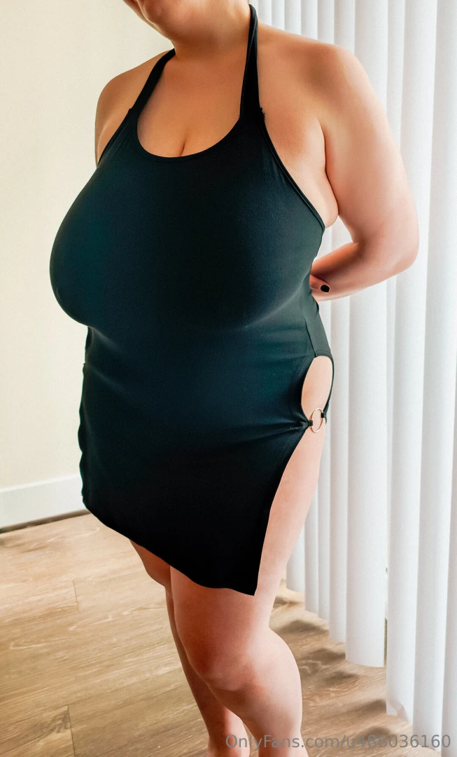 Does this dress show off my curves well enough part 2 