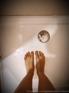 Shower time part 1640