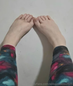 You know you want more dm me for custom photos and videos part 4