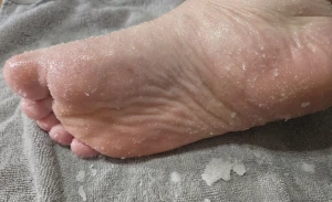Mmm sugar scrub to make my soles nice and sweet for you