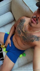 If you re looking for some huevos i got some right here