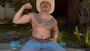 Was horny af while i was firing up the grill had to beat my meat part 4