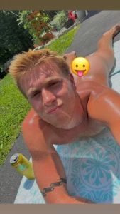 Heard ya like tan blonde guys w bubble butts