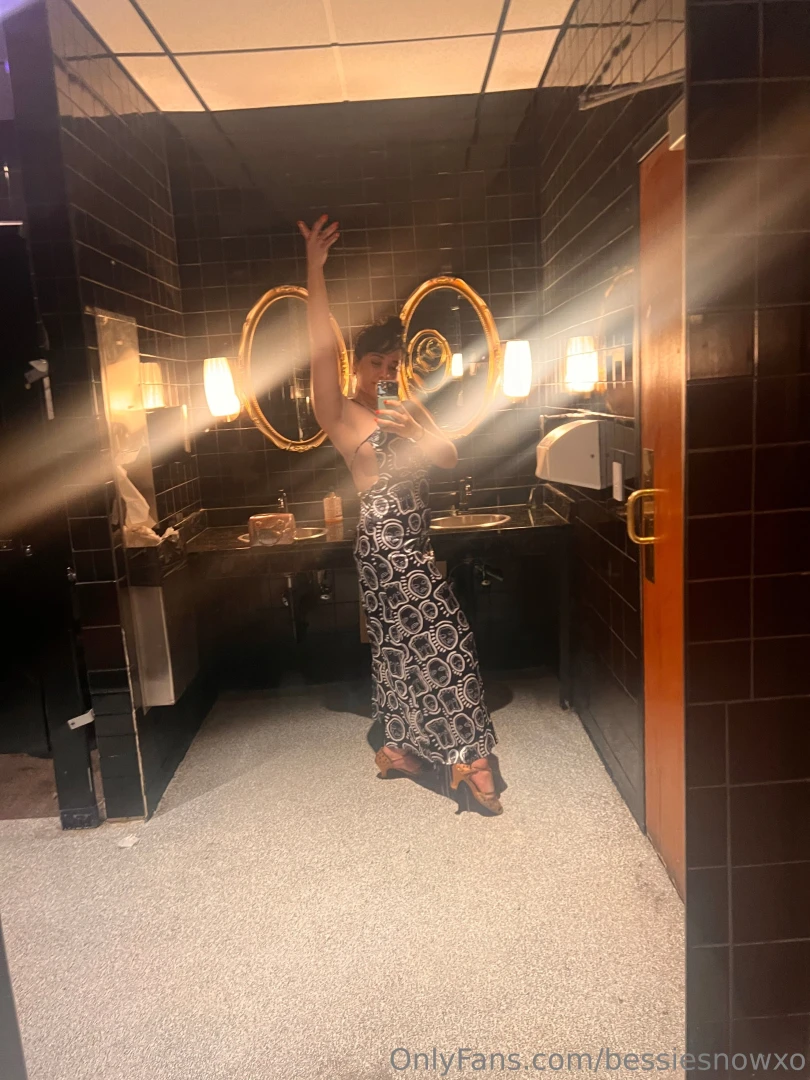 Any kali uchis fans i bought this dress from her closet can t wait to 