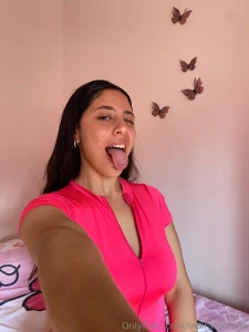 We all start the week with good energy ok