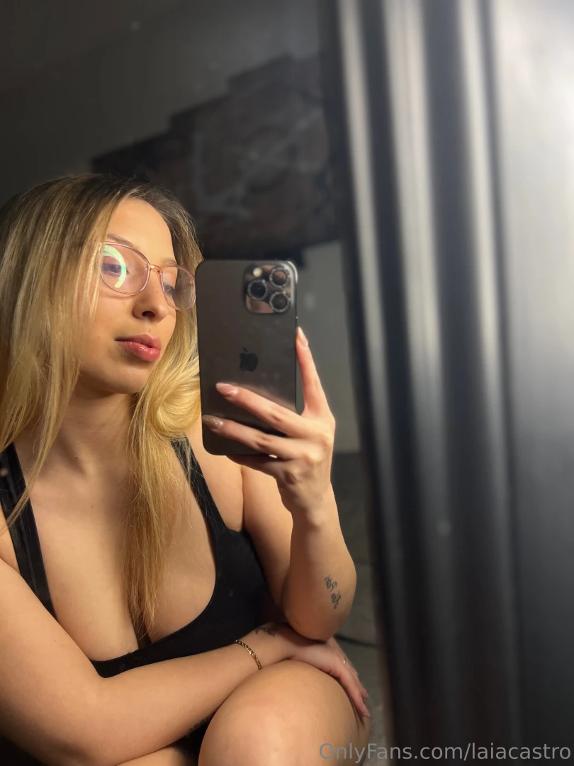 Con gafitas y cara de buena me har as cositas 