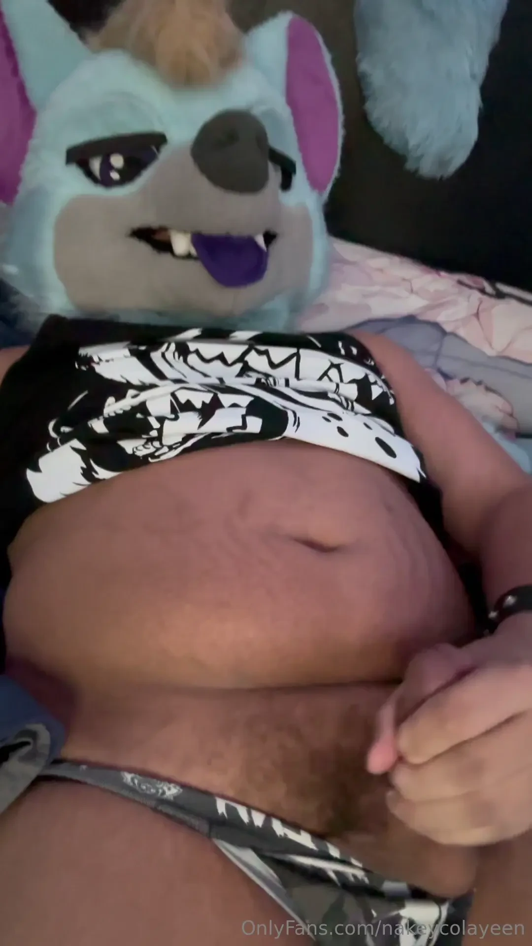 Next time be a good pup and help this yeen out 