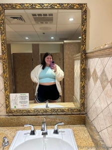 I absolutely stuffed myself at olive garden tonight pasta breadsticks part 6