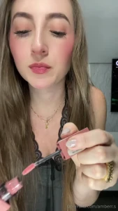 Une trace sur le bout de ton gland a serait pas mallllll