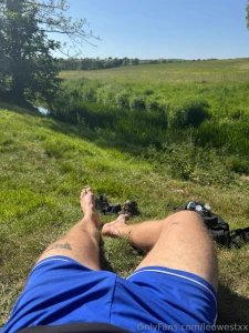 Another hike another chance to get the buns out part 2